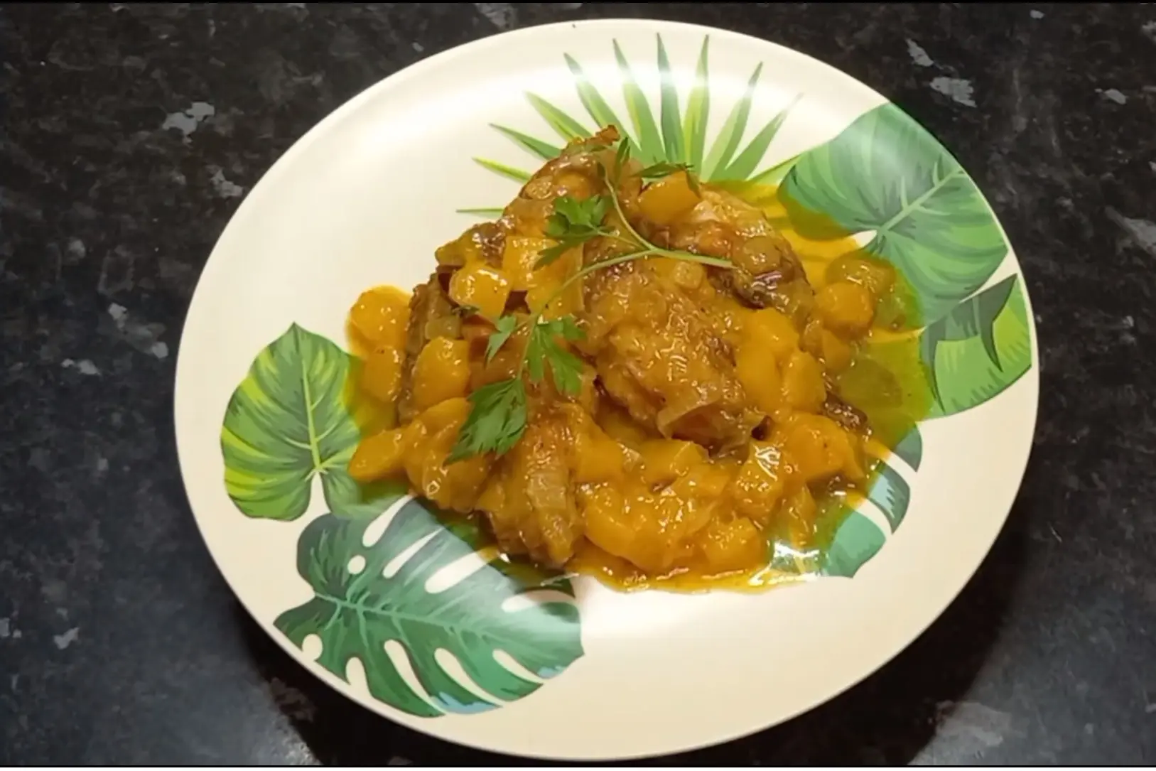 Receta de Pollo al Curry con Mango.